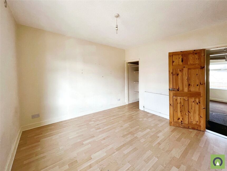 3 bedroom Mid Terrace House for sale, Dalestorth Street, Suttonin