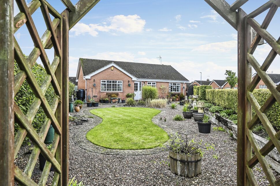 2 bedroom Detached Bungalow for sale, The Paddock, KirkbyinAshfield