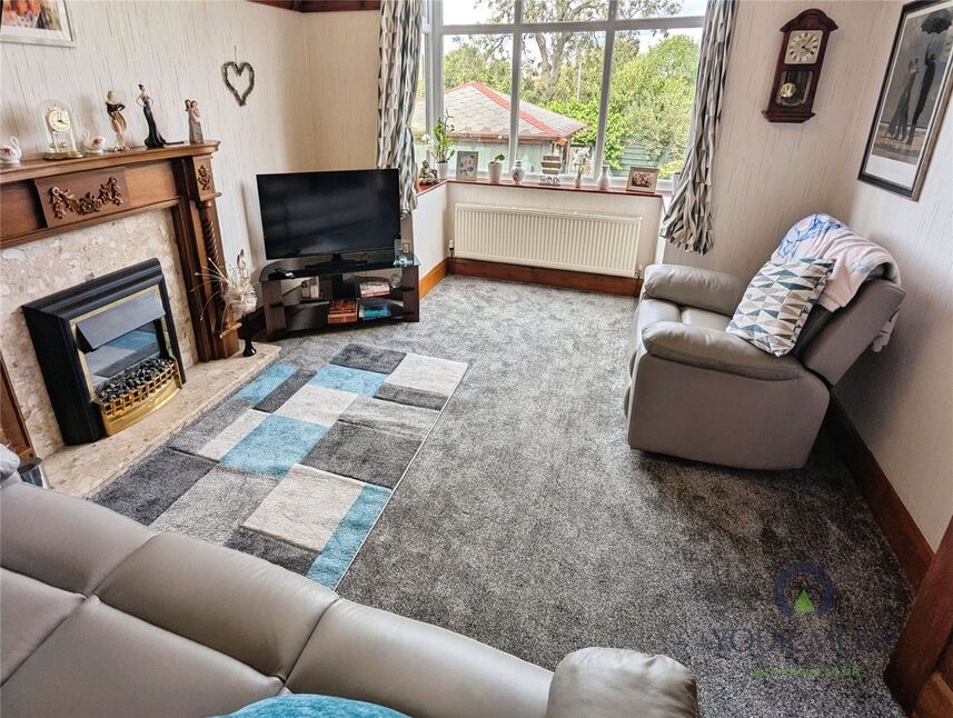 Lounge 2