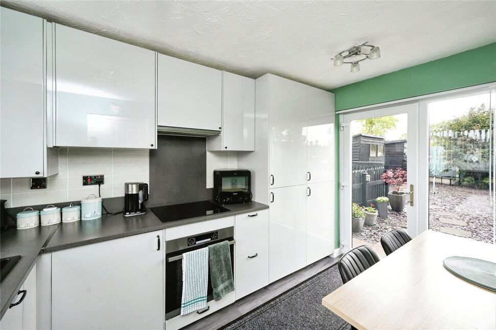 2 bedroom Semi Detached House for sale, Kingswood Drive, Kirkbyin