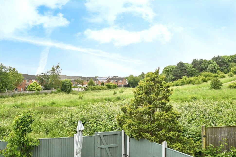 2 bedroom Semi Detached House for sale, Kingswood Drive, Kirkbyin