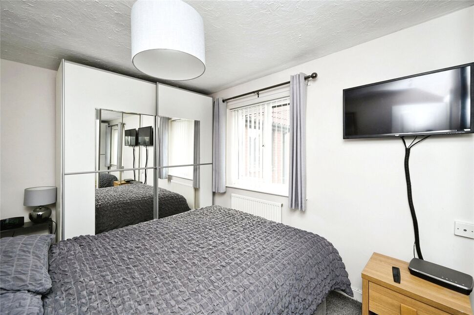 2 bedroom Semi Detached House for sale, Kingswood Drive, Kirkbyin