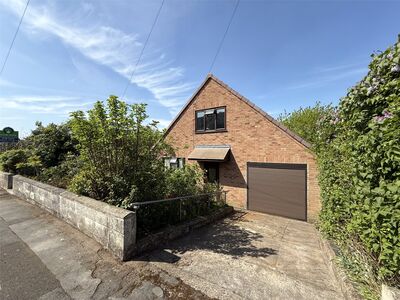 North Street, 3 bedroom Detached House for sale, £180,000