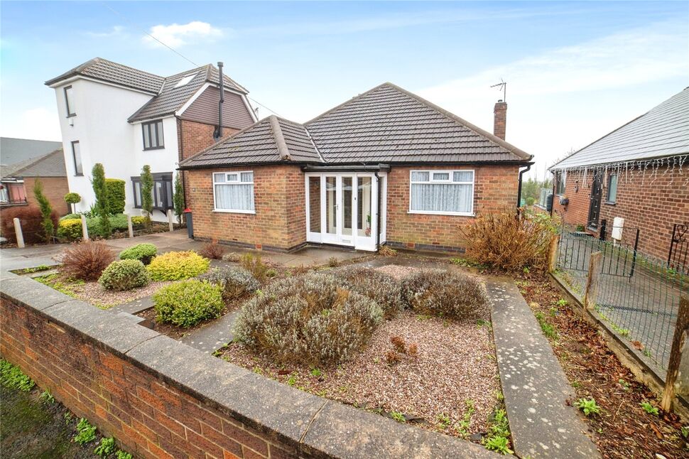 Main image of 3 bedroom Detached Bungalow for sale, Cedar Avenue, Kirkby-in-Ashfield, Nottinghamshire, NG17