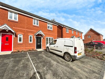 Butterworth Road, 3 bedroom Semi Detached House to rent, £1,160 pcm