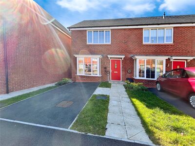 Collingham Crescent, 3 bedroom End Terrace House to rent, £1,325 pcm