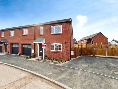Players Gardens, 3 bedroom Semi Detached House to rent, £1,400 pcm