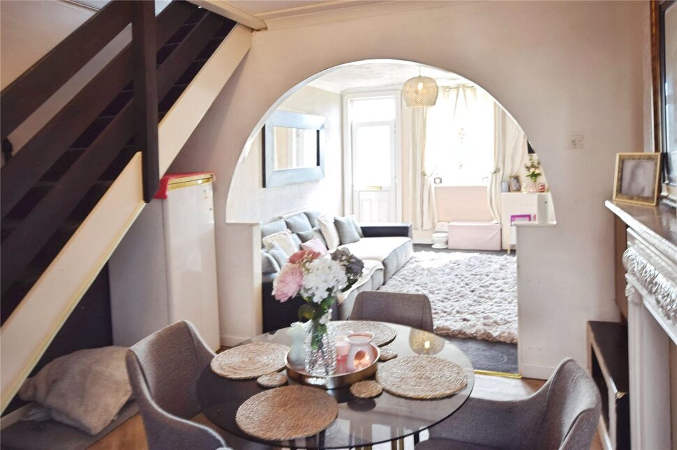 Lounge Dining Room