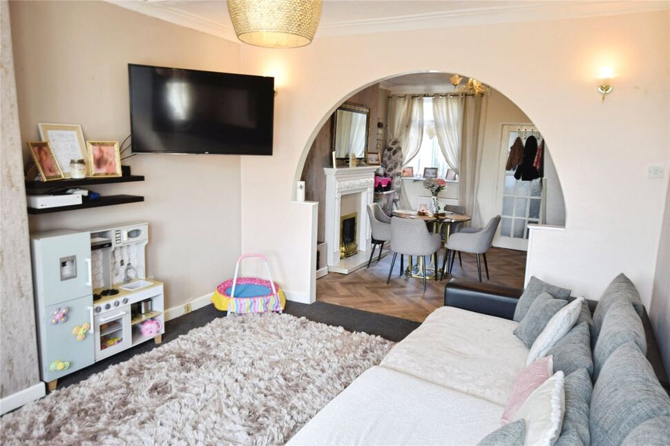 Lounge Dining Room