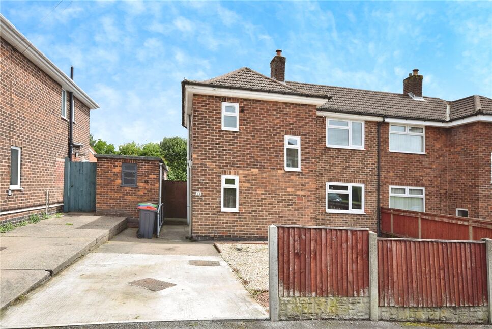 Main image of 2 bedroom Semi Detached House for sale, Park Avenue, Kirkby-in-Ashfield, Nottinghamshire, NG17