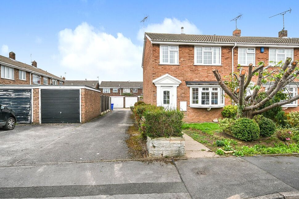 Main image of 3 bedroom End Terrace House to rent, Eastleigh Drive, Mansfield Woodhouse, Nottinghamshire, NG19
