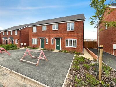 Butterworth Road, 3 bedroom Semi Detached House to rent, £1,160 pcm