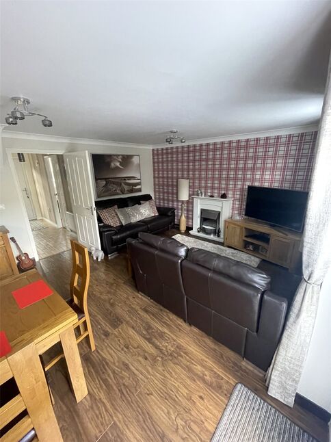 Lounge Dining Room