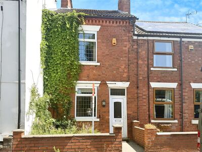 2 bedroom Mid Terrace House for sale