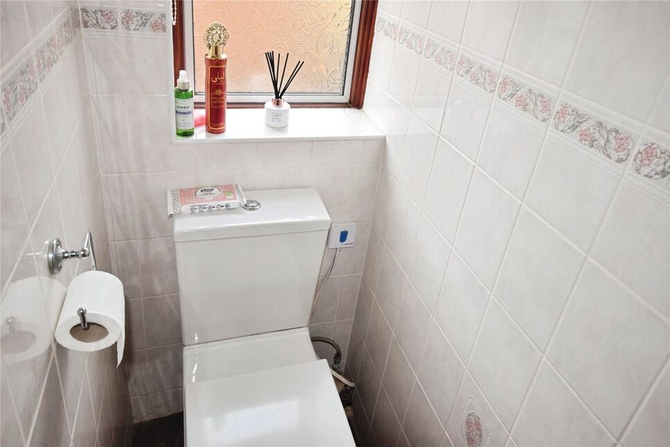 Separate WC