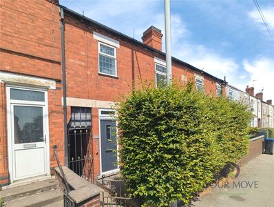 3 bedroom Mid Terrace House for sale