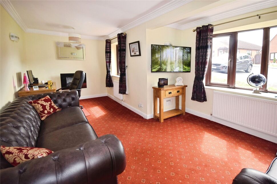 Lounge Dining Room