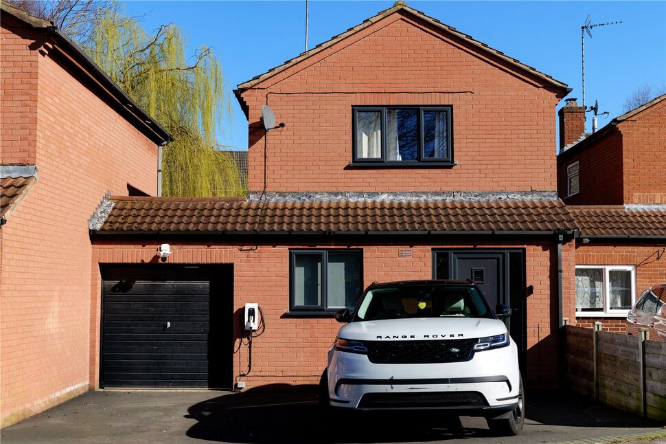 3 bedroom Link Detached House for sale