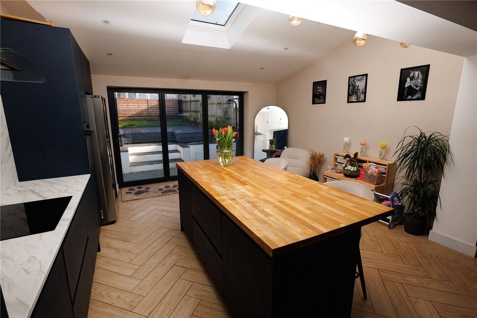 Kitchen Day Room