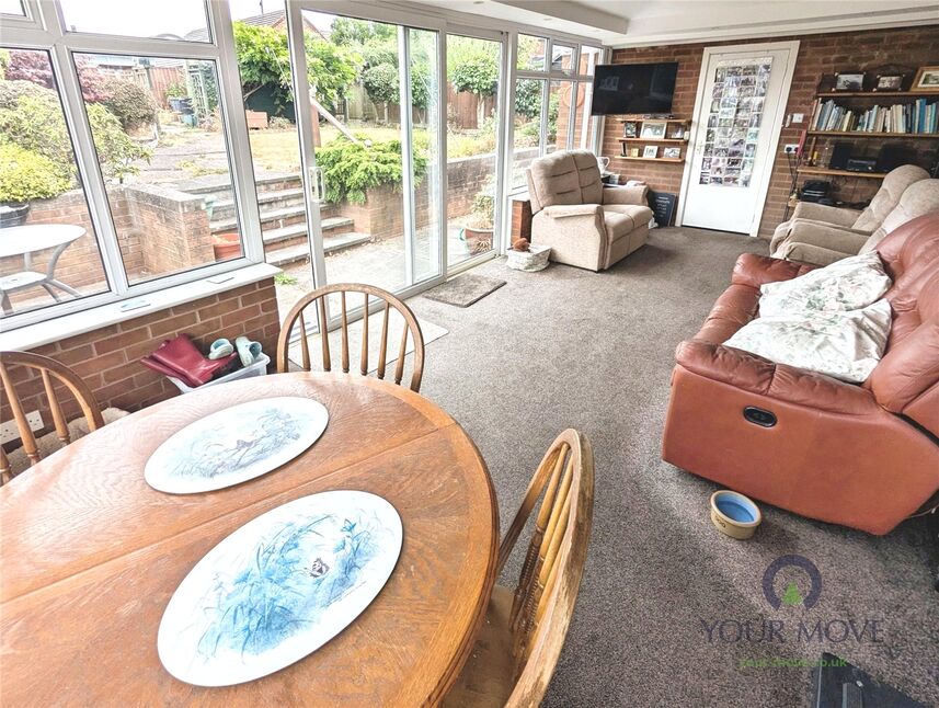Lounge Dining Room