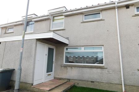Gair Crescent, 2 bedroom Mid Terrace House to rent, £750 pcm