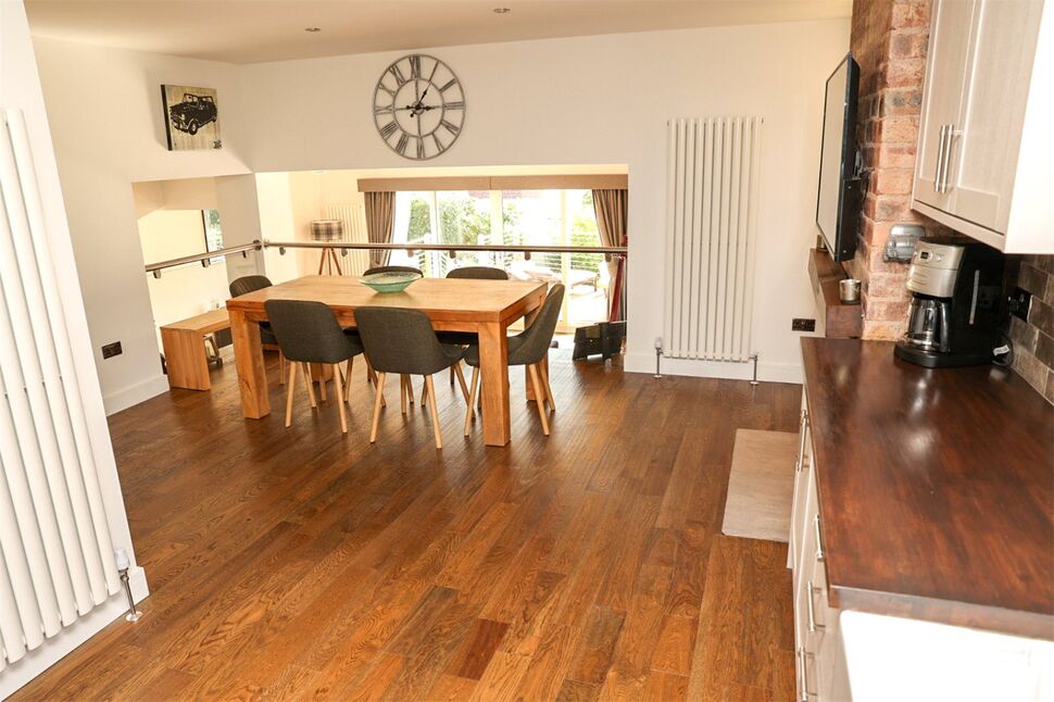 Kitchen / Diner