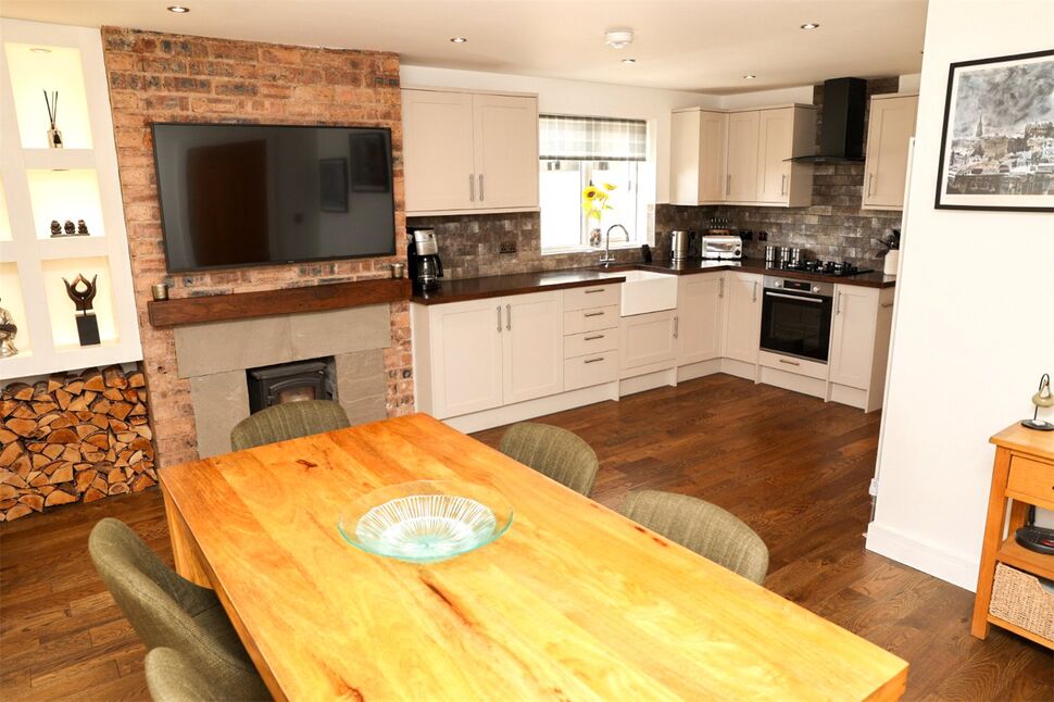 Kitchen / Diner