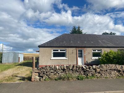 Moor Road, 4 bedroom Semi Detached Bungalow to rent, £995 pcm
