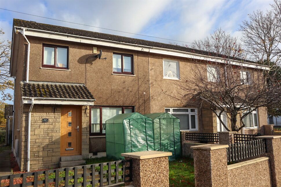 3 bedroom Semi Detached House for sale, Castlehill Road, Overtown, ML2 £149,000