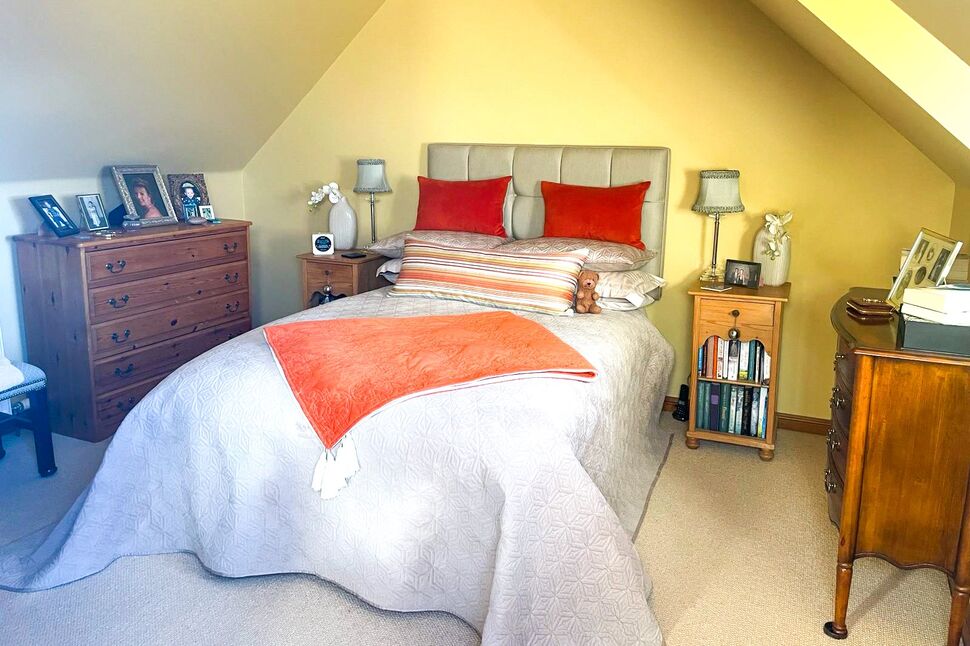 2 bedroom Detached House for sale, Dunlugas, Turriff, AB53 £199,995