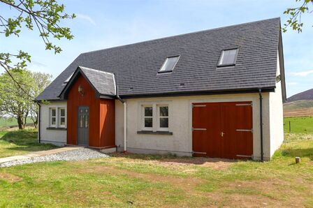4 bedroom Detached Property for sale