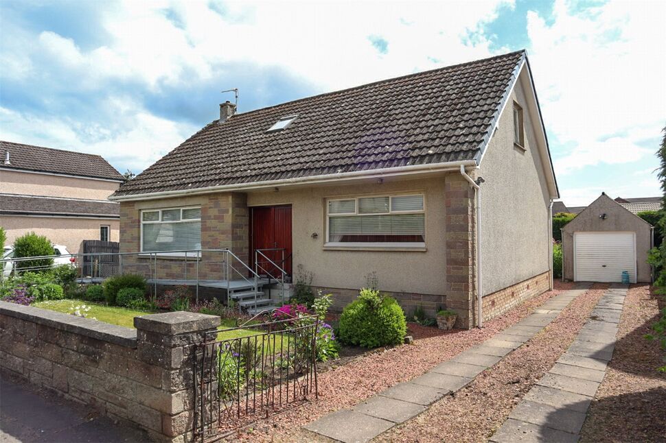 4 bedroom Detached Bungalow for sale