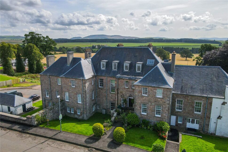 3 bedroom  Flat for sale