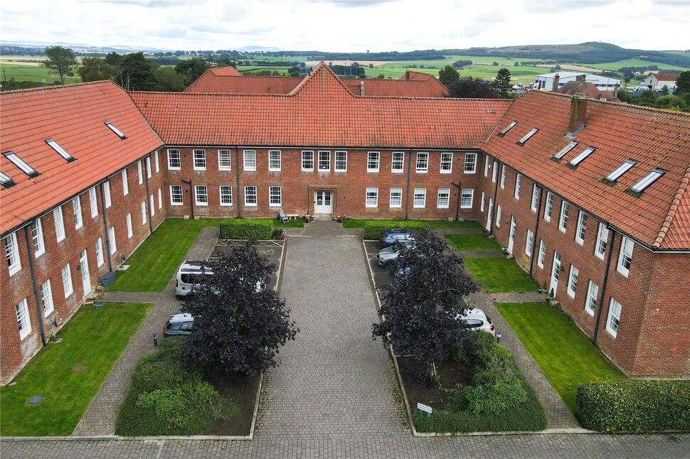 Main image of 2 bedroom Flat for sale, Quinn Court, Lanark, South Lanarkshire, ML11