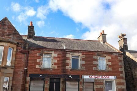 Main Street, 3 bedroom Flat for sale, &pound;55,000