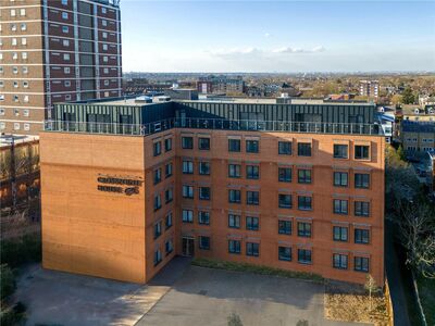 Stafford Road, 2 bedroom  Flat for sale, £337,500