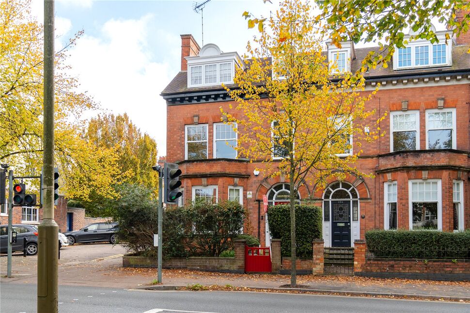 Main image of 4 bedroom  House to rent, Victoria Park Road, Leicester, Leicestershire, LE2