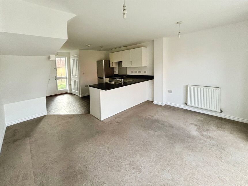 Living / Kitchen