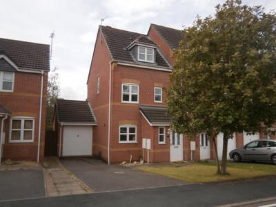 The Pastures, 4 bedroom  House to rent, £1,100 pcm
