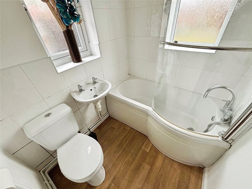 Bathroom / Shower Room / WC
