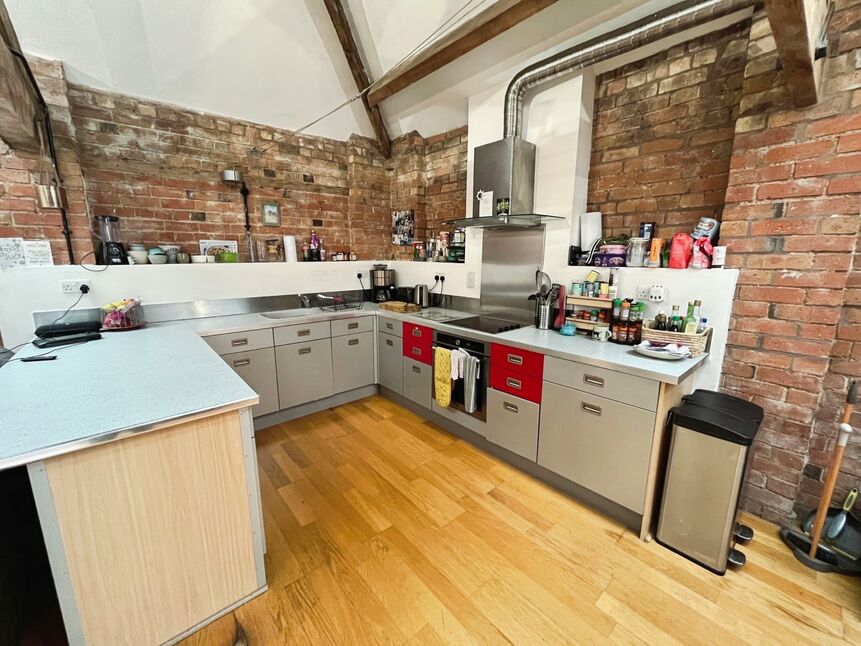 Kitchen / Lounge / Diner