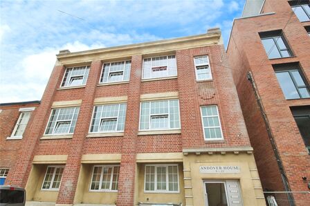 2 bedroom  Flat to rent