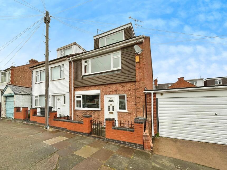 Main image of 4 bedroom Detached House for sale, Dore Road, Leicester, Leicestershire, LE5