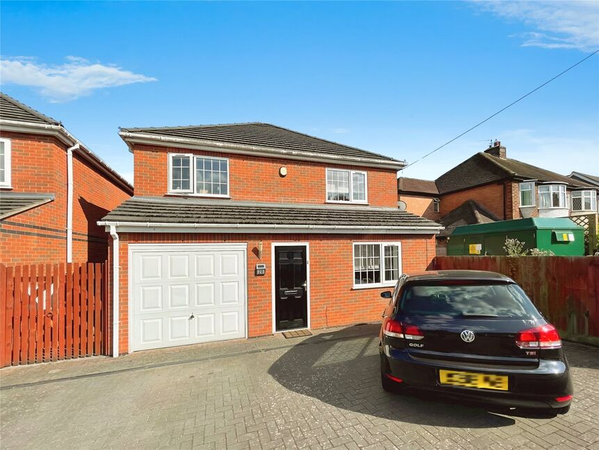 Main image of 3 bedroom Detached House for sale, Glen Park Avenue, Glenfield, Leicestershire, LE3
