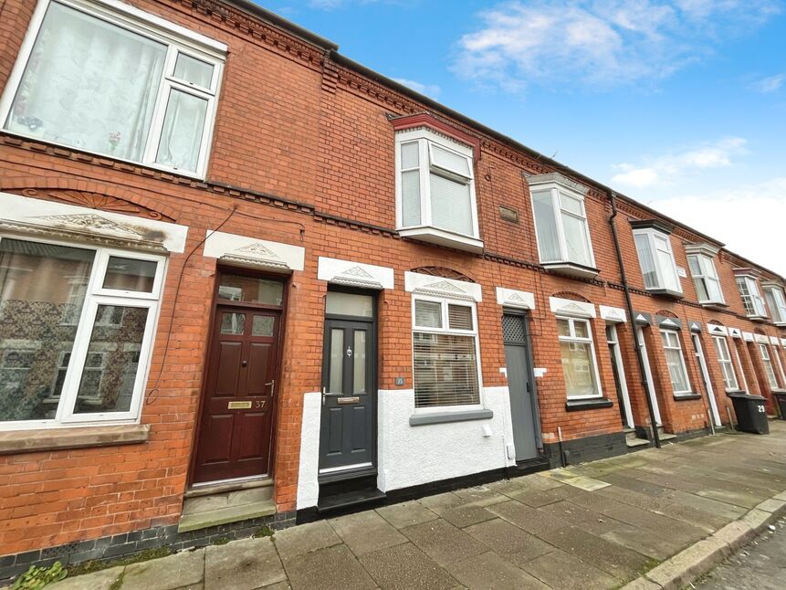 Main image of 2 bedroom Mid Terrace House for sale, Mountcastle Road, Leicester, Leicestershire, LE3