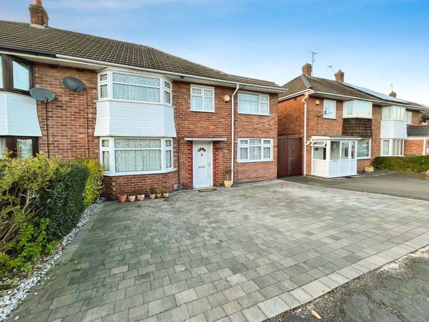 Main image of 4 bedroom Semi Detached House for sale, Ferndale Road, Thurmaston, Leicestershire, LE4