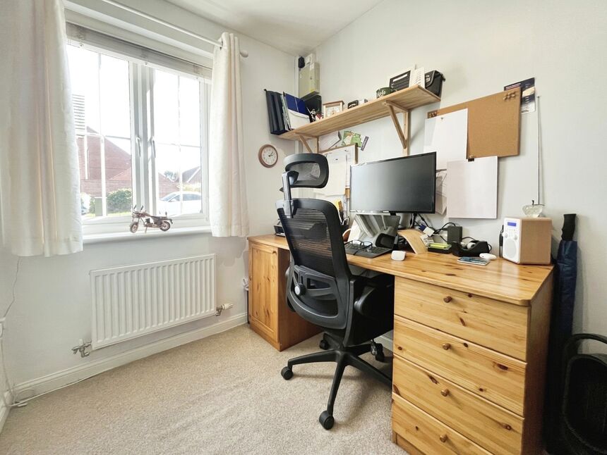 Bedroom 4 / Study