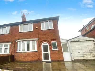 Heacham Drive, 3 bedroom Semi Detached House to rent, £1,250 pcm