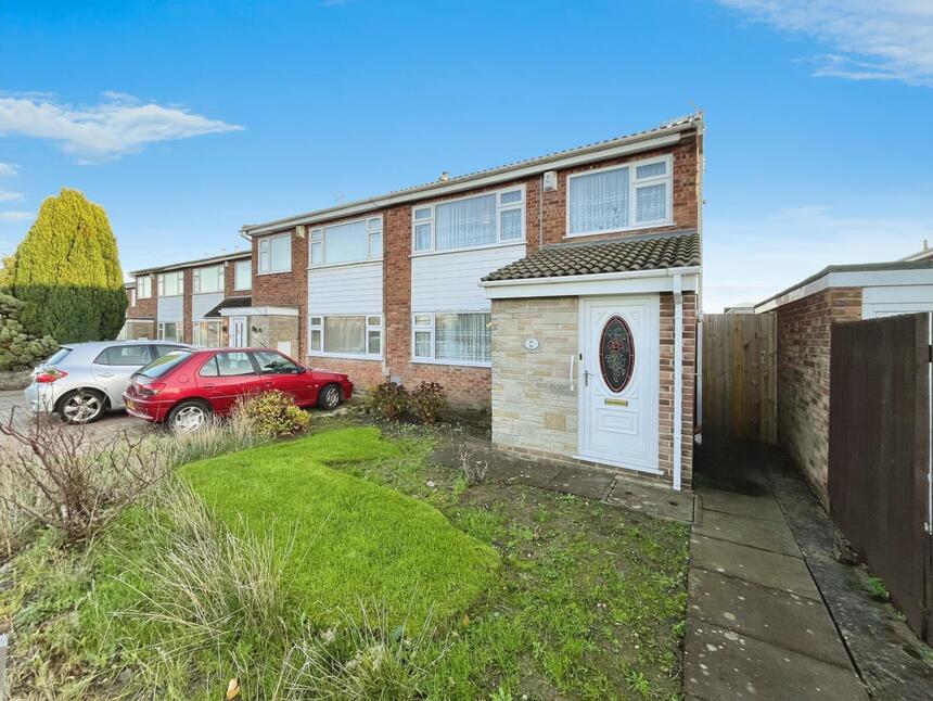 Main image of 3 bedroom Semi Detached House for sale, Beauville Drive, Leicester, Leicestershire, LE4