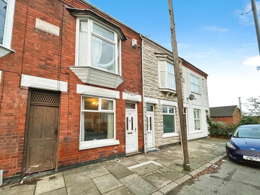 Main image of 3 bedroom Mid Terrace House for sale, Wolverton Road, Leicester, Leicestershire, LE3